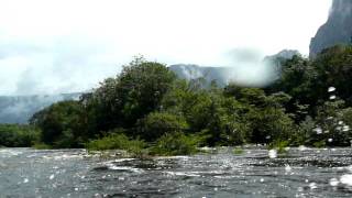 Venezuela: Wonderful Landscapes - Speed Boat from Canaima to Salto del Angel (2008)
