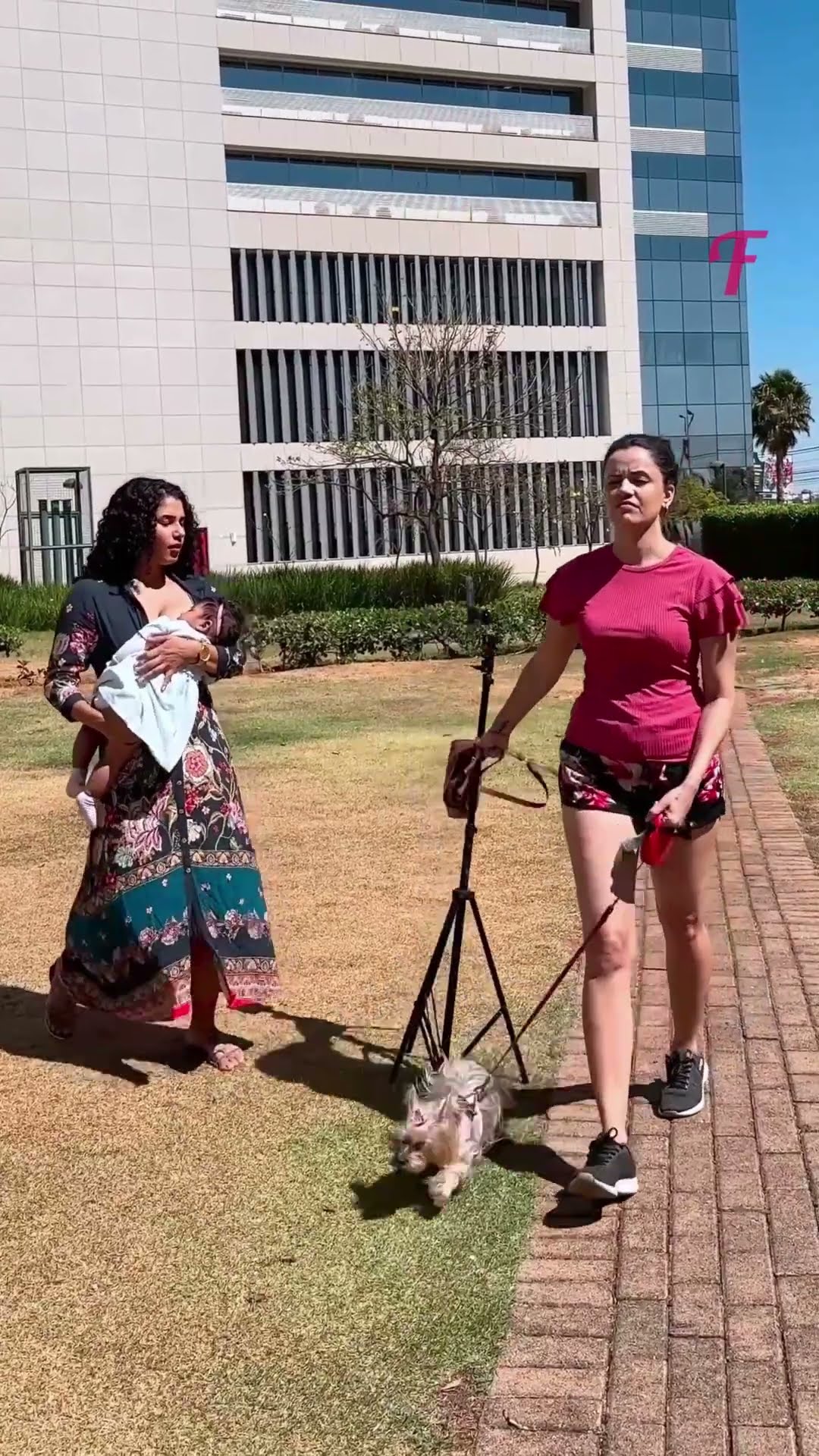 Mom Vlogger Faces Criticism But Finds Unexpected Support #shorts