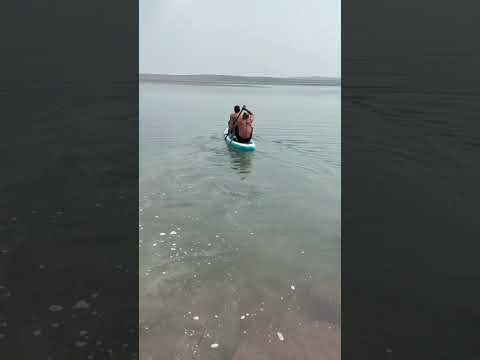 Video: Vieš plávať v jazere piru?