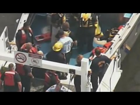 Duck boats have a history of deadly accidents - YouTube