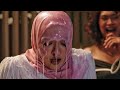 بيهينو ها لانها عقيمة وبيطلقوها من جوزها عشان يتجوز اختها الحامل في السر لكنها إنتقمت في النهاية 