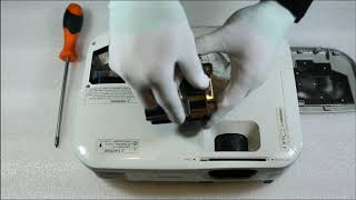 How to replace the projector lamp for ELPLP67 EPSON PowerLite S11