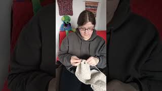 Work on a Irish Moss Stitch Scarf With Me 🧣 #knitting