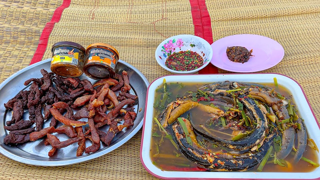 ต้มส้มปลายาว ใส่มดแดงน้ำแดงอ่องต่อง พร้อมทอดเนื้อแดดเดียว