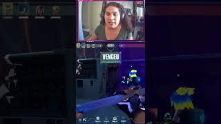 Quase foi GG pro Chamber#valorantclips #valorant #girlgamer