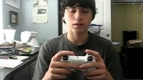 PS3 controller vs XBOX 360 controller