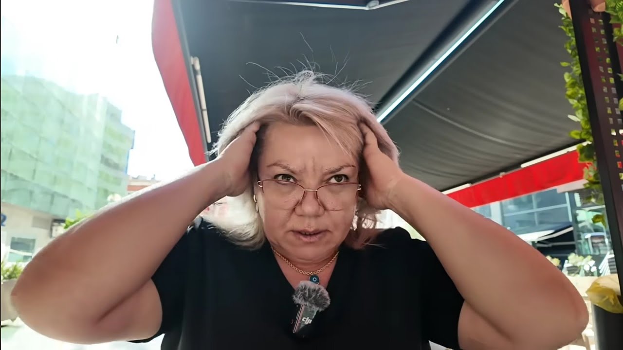 Где меня подобрал мой муж меня . Я потеряла дар речи. Как он мог такое рассказать. 