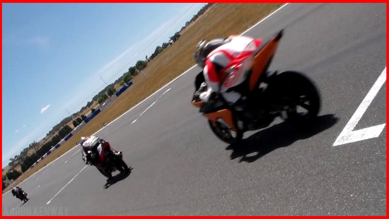 Adrenaline! Motorbike Racing-  Wakefield Park Raceway - Commuterlites 2015
