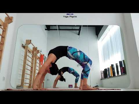 urdhva dhanurasana ,