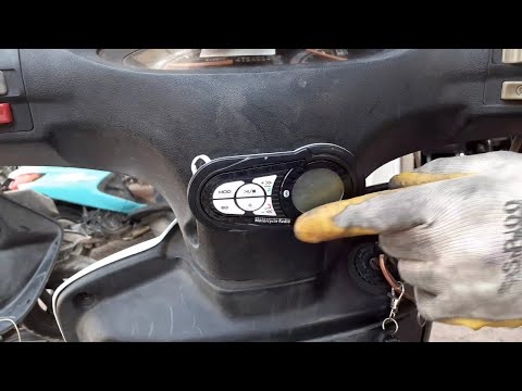 فيديو: كيف يمكنك توصيل راديو دراجة نارية؟