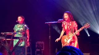 Chloe \& Halle Live in NYC Cheers To The Fall Tour PlayStation Theater