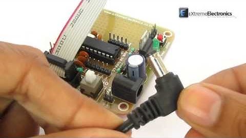 Programming the 28 PIN AVR Development Board