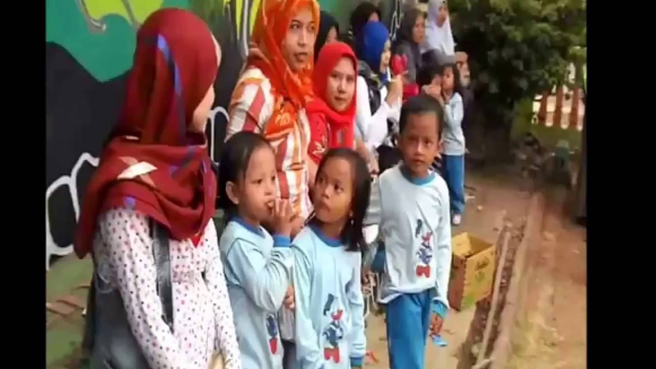 Video Lucu Perlombaan Anak Anak Memperingati Hari Kemerdekaan