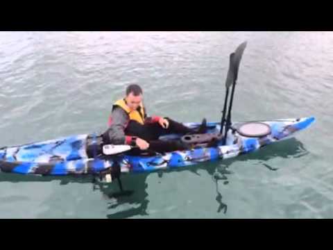 Galaxy Kayaks motor electrico en accion