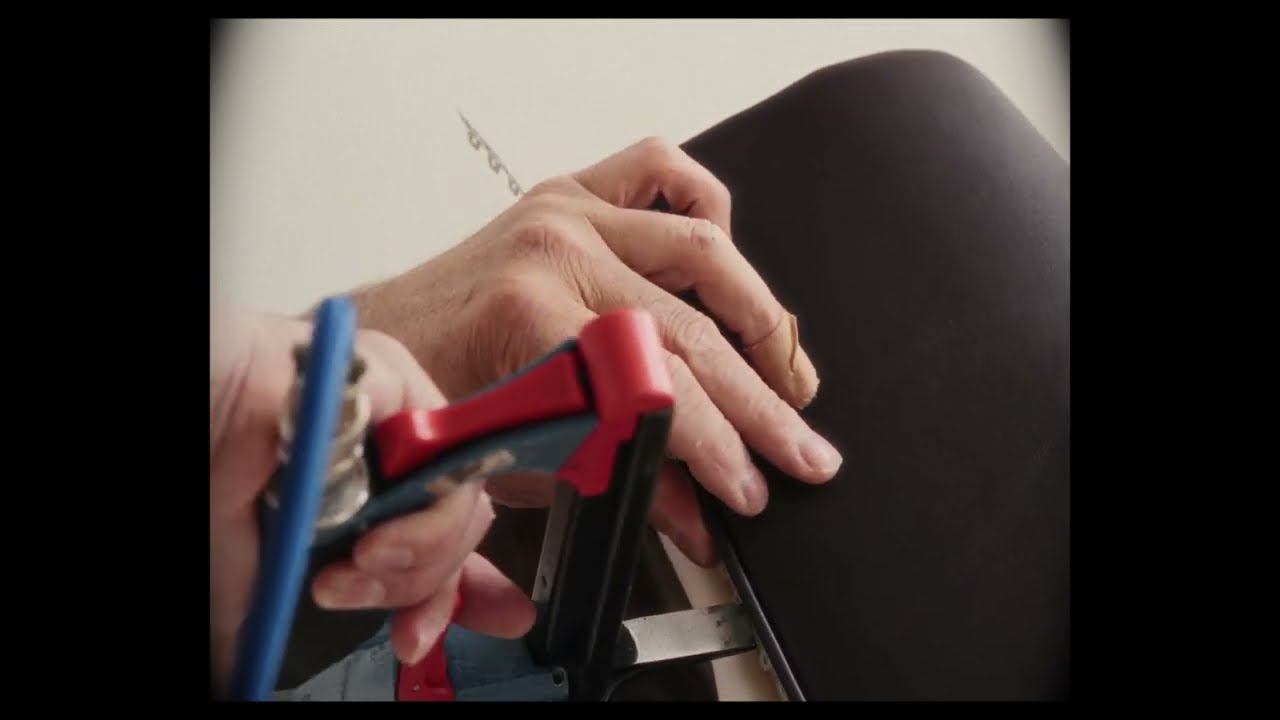 Crafting the Present: Wegner Ox Chair | Fredericia Furniture