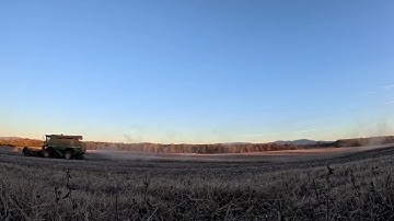 Spend the afternoon/evening in the soybean field with a few quick timelapse clips on Humberd Farm!
