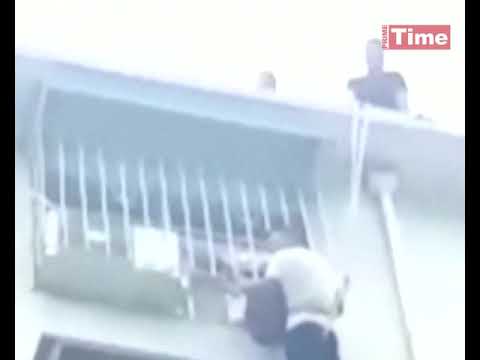 6 წლის ბიჭი მეექვსე სართულის ფანჯრის გისოსებიდან თავით გადმოეკიდა