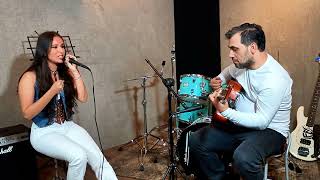 Hesther Paes ( A pantaneira) Cantando um clássico do sertanejo
