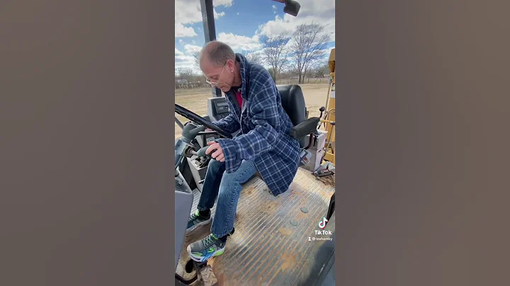 Tex HAMBY Backhoe Operator