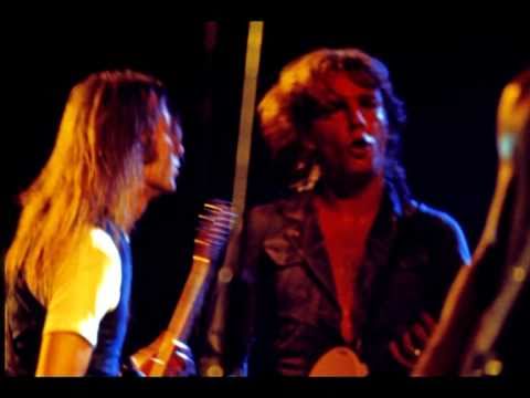 Status Quo Leeds --1974 -- Caroline