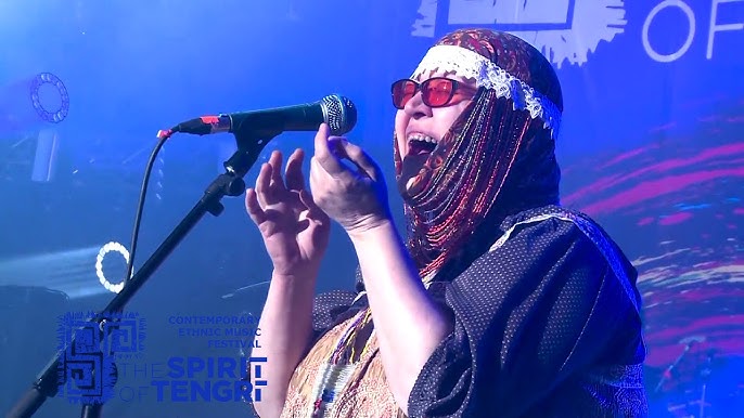 Барлық жағдайларға арналған порно GIF файлдары Нудист жағажайындағы секс (бейнені қараңыз)