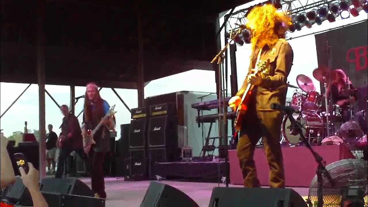 Blackfoot Left Turn On A Red Light BLACKFOOT "Left Turn on a Red Light" Chemung County Fair - YouTube
