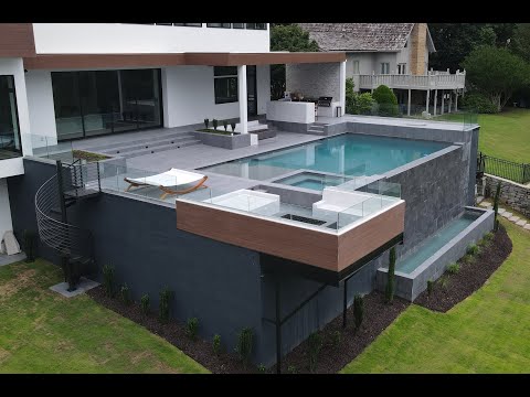 Sabrina Banks' Pool:  A Stunning Architectural Marvel