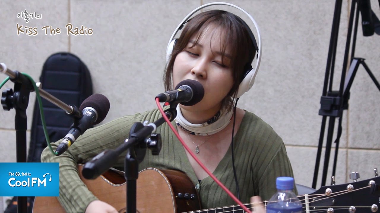 권진아 'Suffer' 라이브 LIVE / 170512[이홍기의 키스 더 라디오]