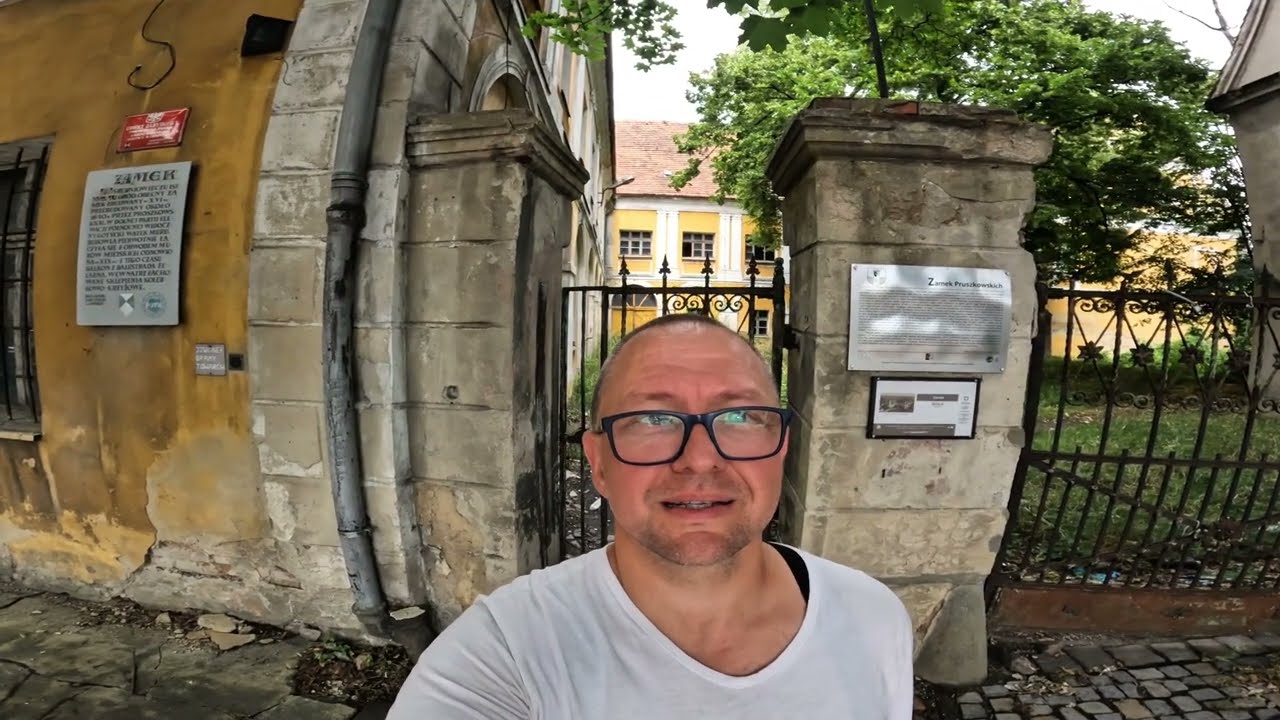 Ruiny zamku w Białej województwo opolskie 