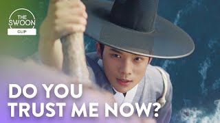 Moon Sang-min jumps off a cliff to prove his determination | Under the Queen’s Umbrella Ep 8[EN SUB]