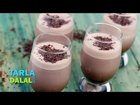 cold-cocoa-milkshake-by-tarla-dalal