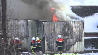 Brand i bygning med halm