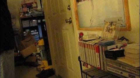 FedEx delivers Comic High from Amazon.co.jp