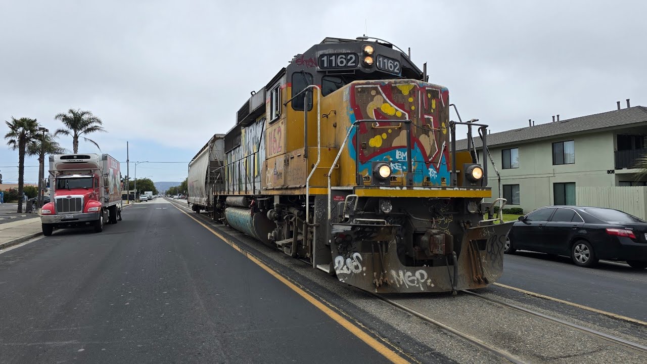 [HD] Union Pacific LOL30 Lompoc Local Chase from Surf to Lompoc with Street Running!