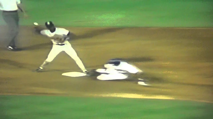 Edgar Martinez Turns Triple Play With Harold Reyno...