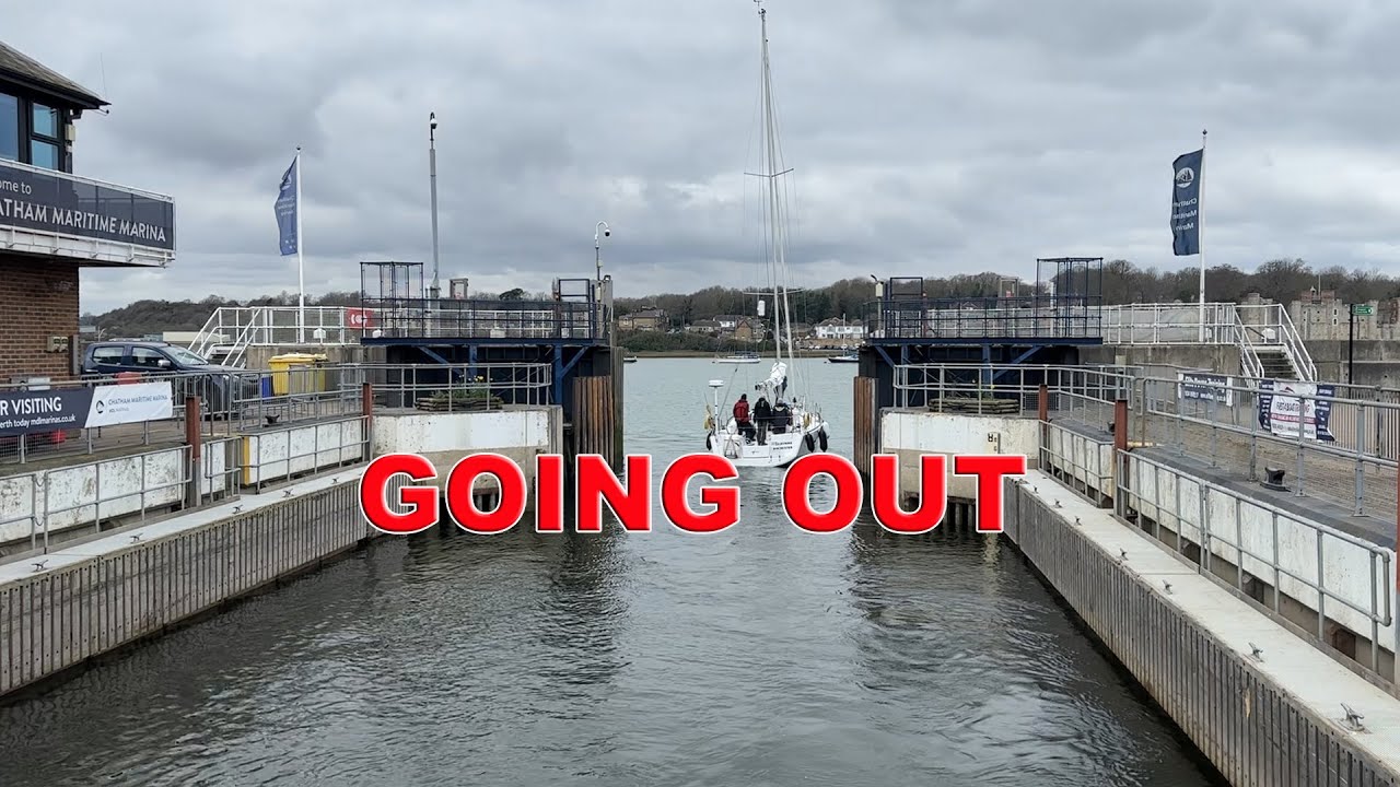 BOATS GOING OUT 4 3 2023 - YouTube
