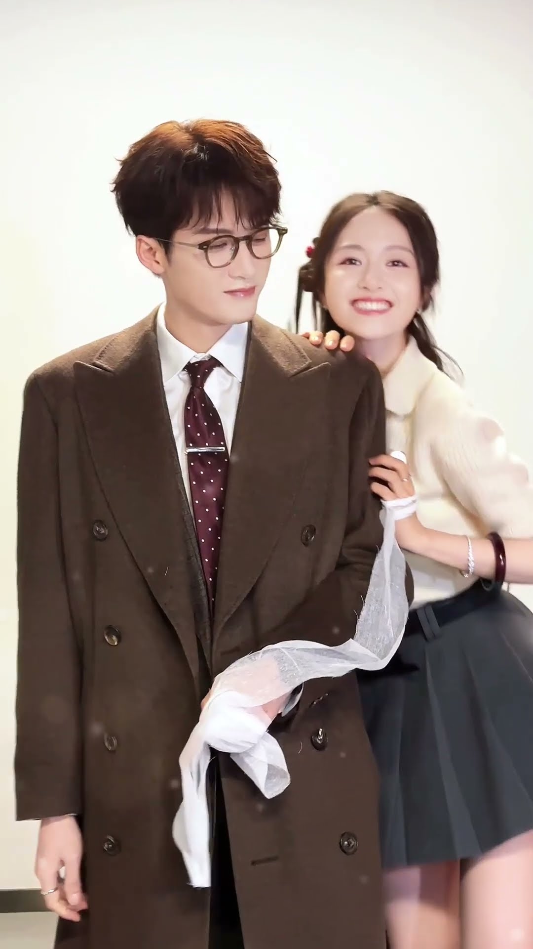 His heart skips a beat when she gets close? #滤镜 #Filter #檀健次 #李兰迪 #TanJianci #LiLandi