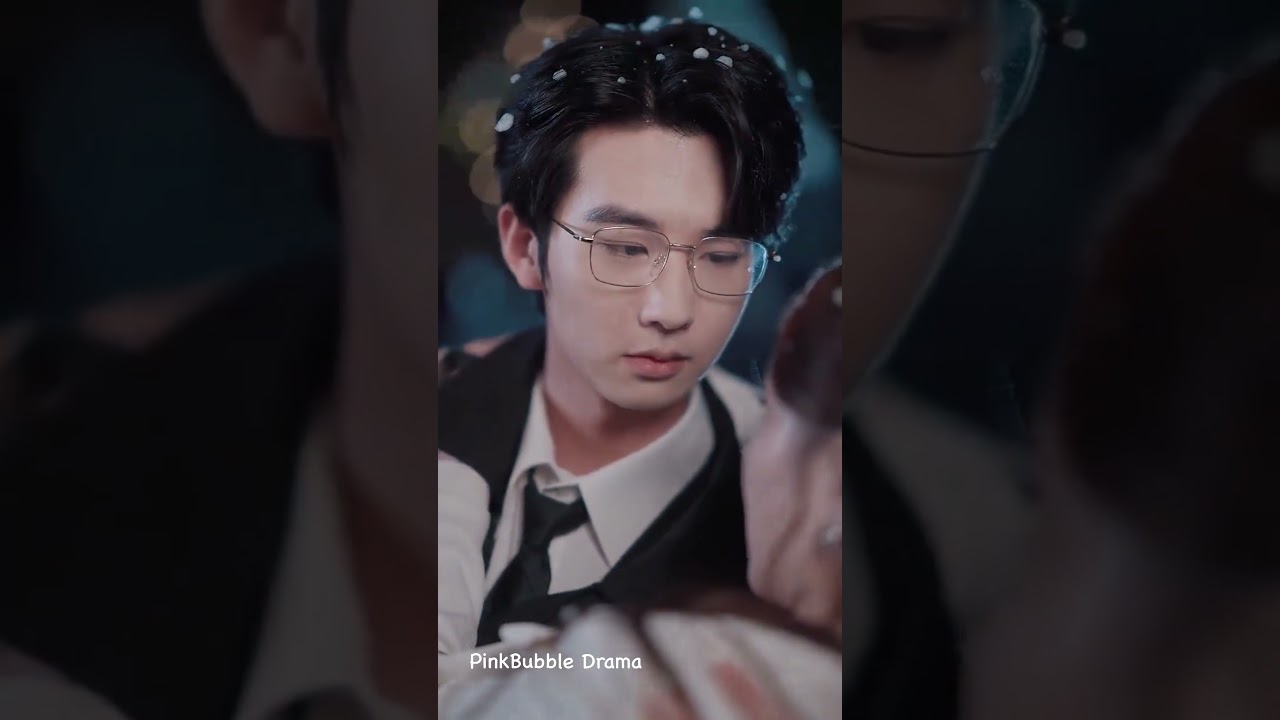 My worst high school enemy is falling in love with me 