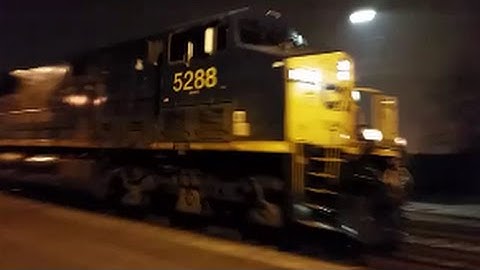 CSXT 5288 ES40DC & ES40DC Leads Q439-07 Through Fayetteville NC W/A Fouled K5HL at Track Speed