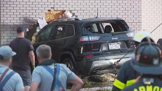Teen crashes stolen car into Burger King