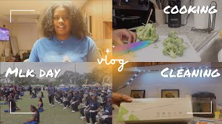 VLOG ✨ COOKING 🧑‍🍳 CLEANING 🧼 MLK DAY ✊🏾