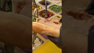 מיקס קבב ואנטריקוט עם מלא בשר, חומוס, חריף וטחינה כמו שצריך