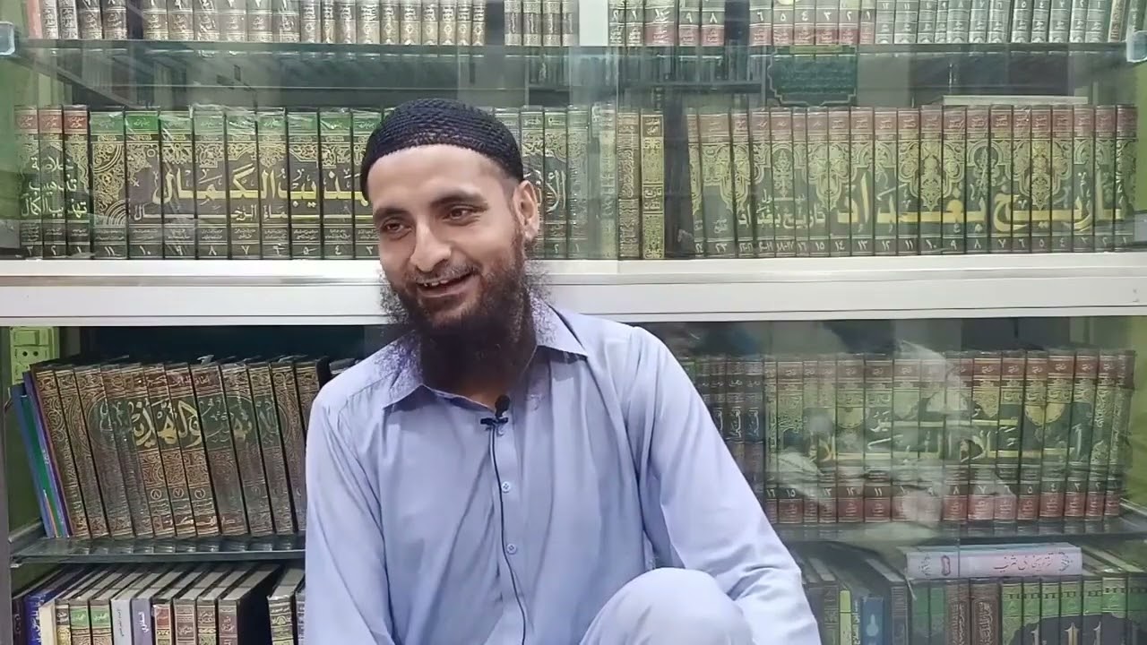 munkir e hadees kon ?