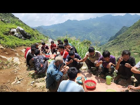 Video Bữa cơm làm đường giữa trưa nắng làm chảo thắng cố... - youtube