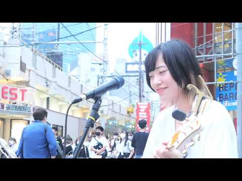 #聖子ちゃん　#赤いスイトピー 　梅田の中年のお爺ちゃんは赤いスイトピーに釘付け　@aquachocolate_y #あくあゆい