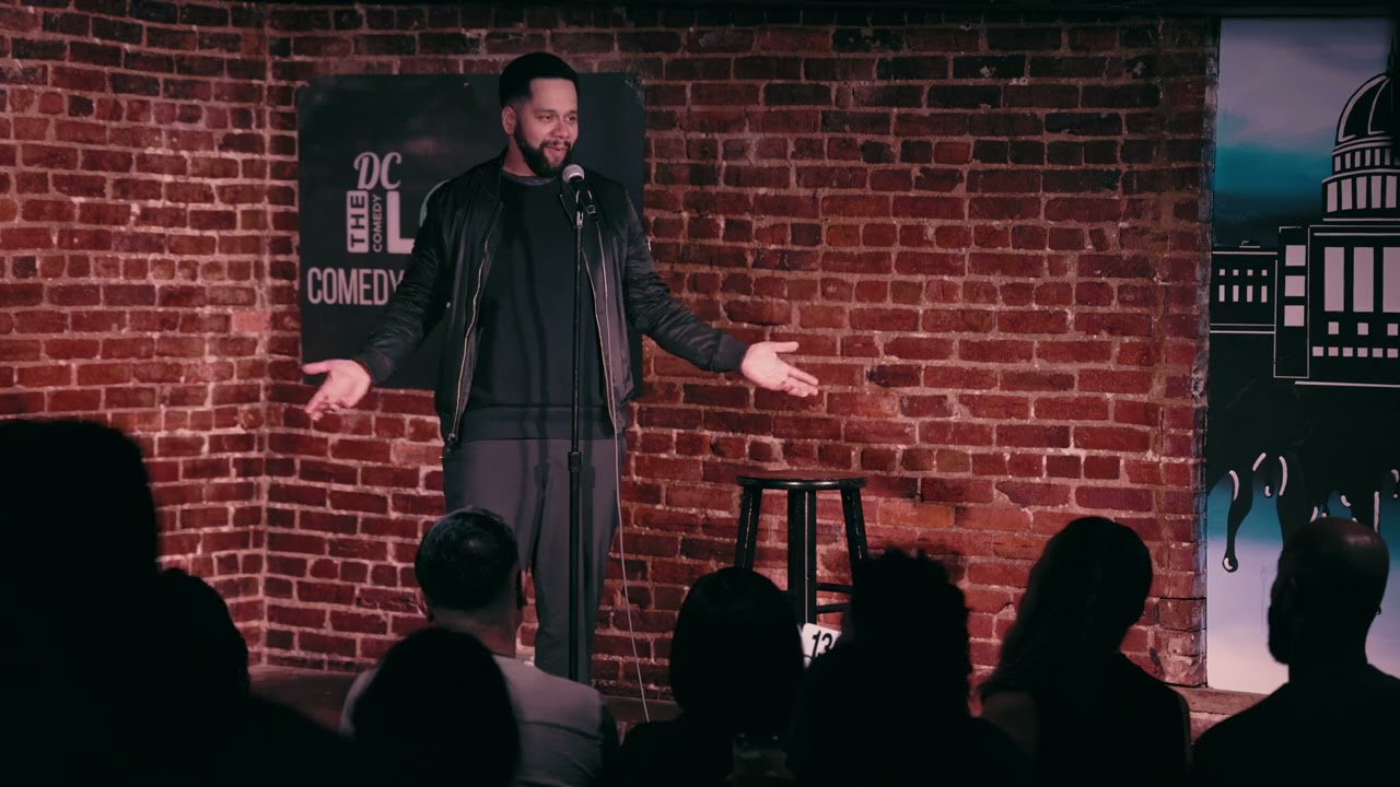 Discover What Makes a 'Complete Man'! Un Hombre Completo