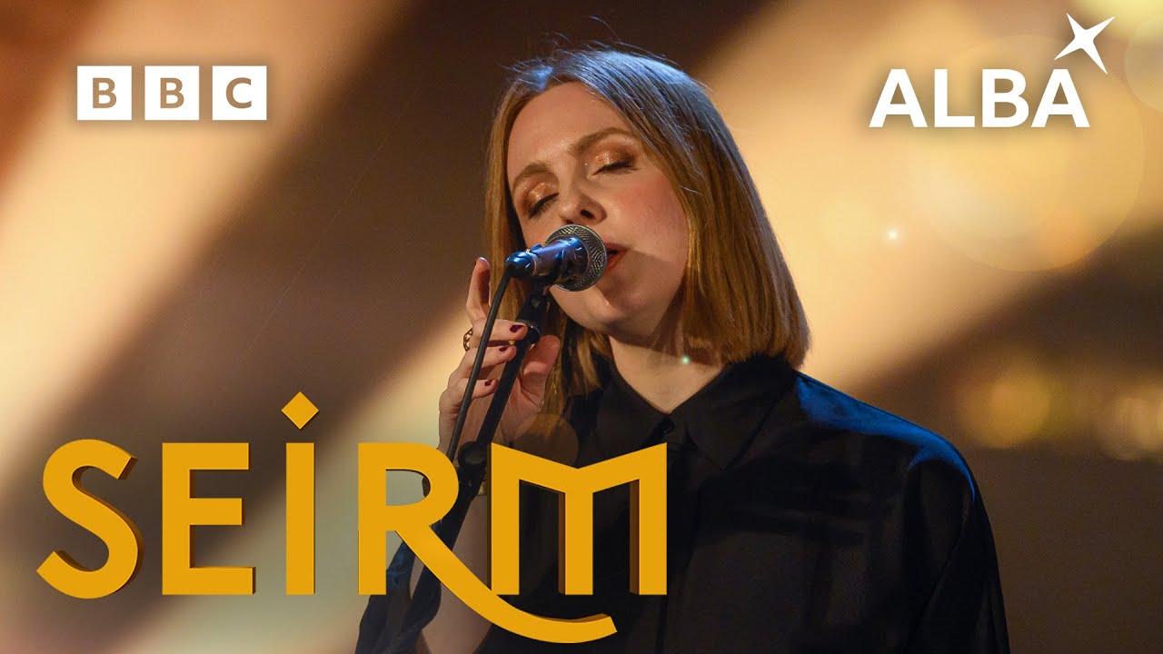 在 YouTube 上觀看「Kim Carnie - She Moves Me | Seirm | BBC ALBA」 在 YouTube 上觀看「Kim Carnie - She Moves Me | Seirm | BBC ALBA」