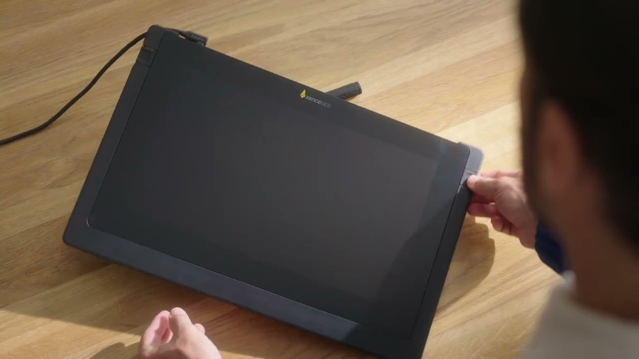 センスラボ ペンディスプレイ 16 エッセンシャル＆専用デスクトップイーゼル デスクトップイーゼル、スタンド | Xencelabs 公式ストア