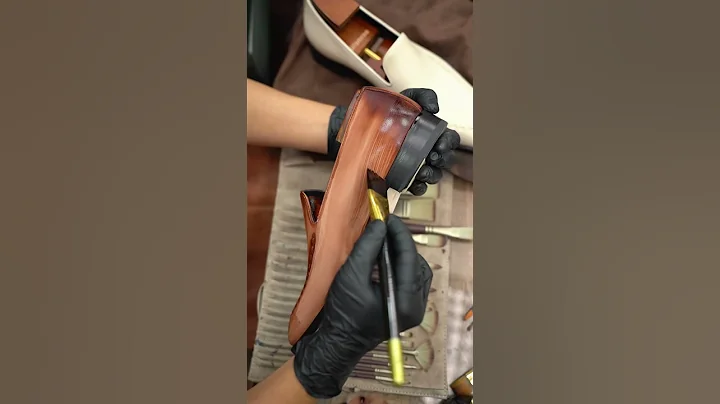 Unveiling the Art: The Mesmerizing Coloring Process of GIFENNSE Brown Loafers  #leathershoes L