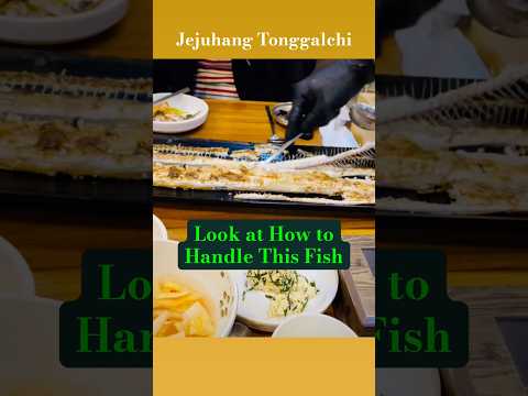This is how a professional handle Korean cutlassfish in Busan